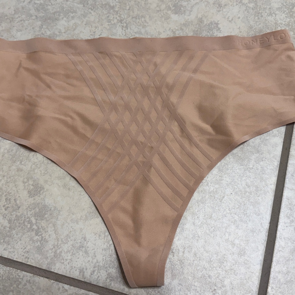 Honeylove Beige Seamless Garment thong xl